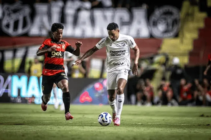 开云网站-环球体育：武汉三镇74万美元报价巴西边锋费尔南迪尼奥被拒