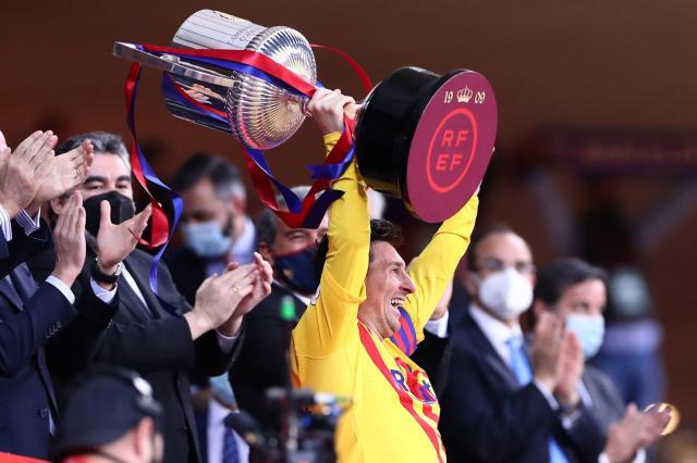 开云下载-梅西：成为这支球队的队长很特别 皮克：目标双冠王